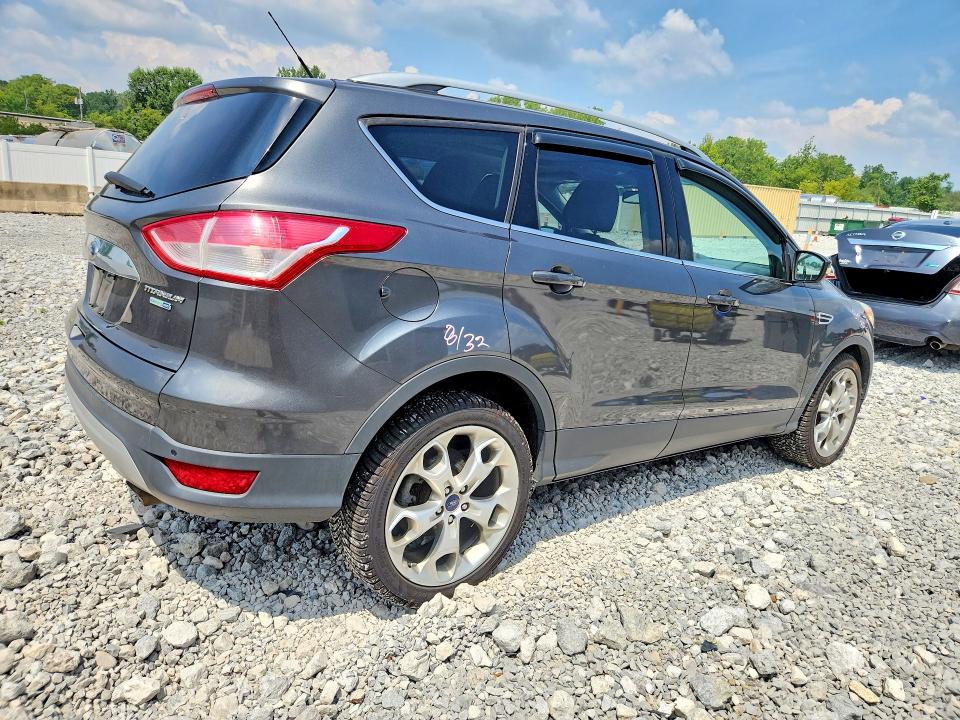 Продажа на аукционе авто 2016 Ford Escape, vin: 1FMCU9J92GUA06562, номер лота: 63034166