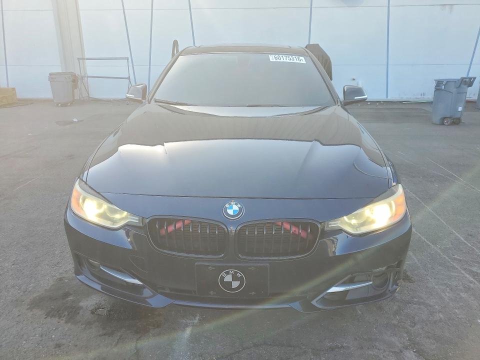 2015 Bmw 328 მანქანა იყიდება აუქციონზე, vin: WBA3A5G50FNS91679, აუქციონის ნომერი: 60175316