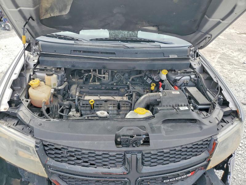 61127686 :رقم المزاد ، 3C4PDCBB2JT475141 vin ، 2018 Dodge Journey مزاد بيع