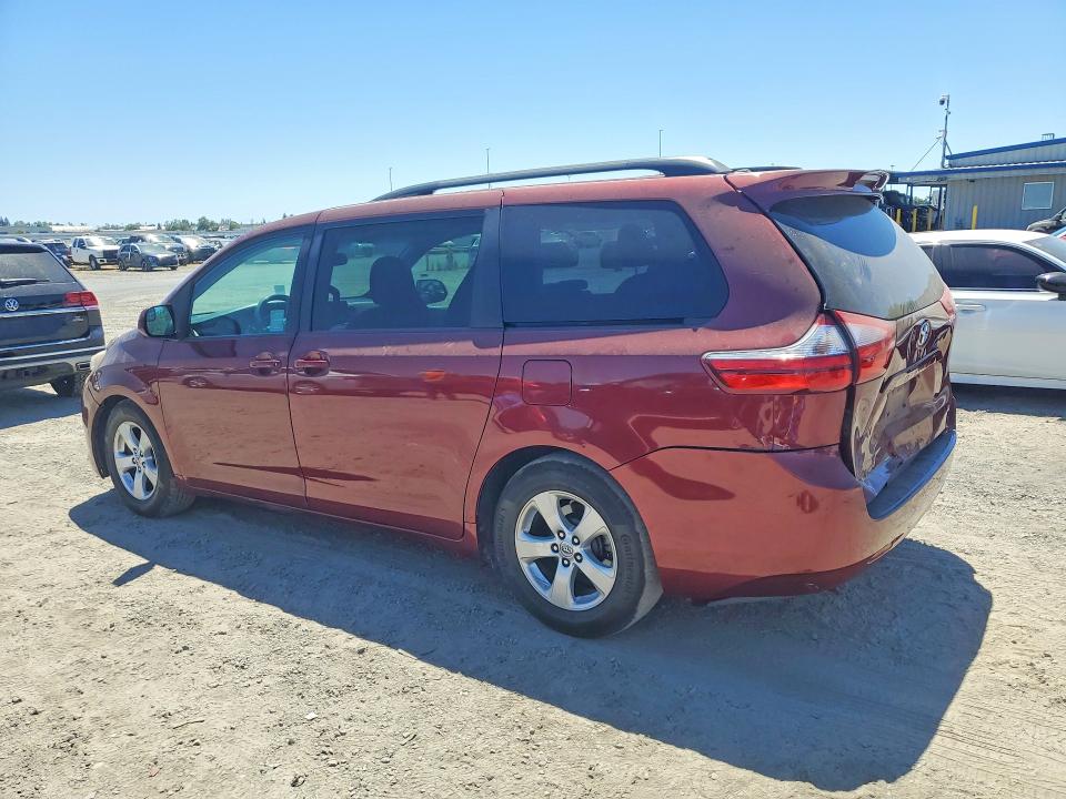 Продаж на аукціоні авто 2015 Toyota Sienna, vin: 5TDKK3DC9FS589242, номер лоту: 61323226