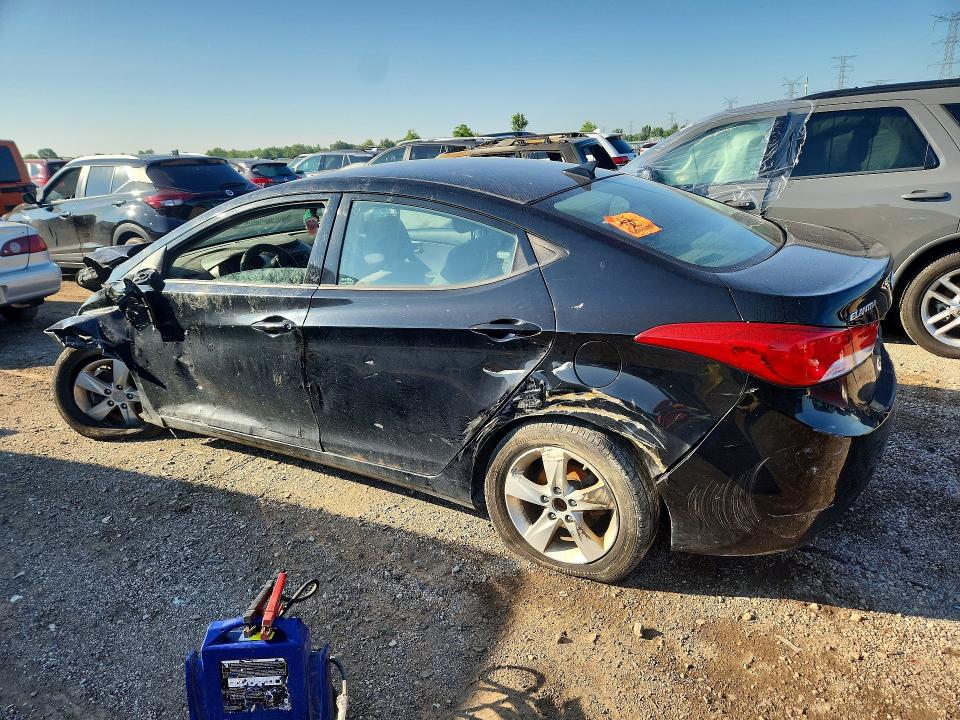 2013 Hyundai Elantra მანქანა იყიდება აუქციონზე, vin: KMHDH4AE7DU005802, აუქციონის ნომერი: 59893306