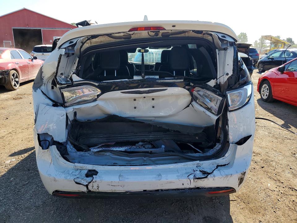 62665266 :رقم المزاد ، 2C4RC1BG1LR290354 vin ، 2020 Chrysler Pacifica مزاد بيع