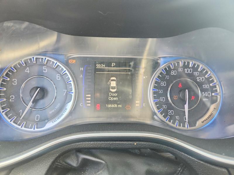 2015 Chrysler 200 მანქანა იყიდება აუქციონზე, vin: 1C3CCCAB3FN577188, აუქციონის ნომერი: 60033076