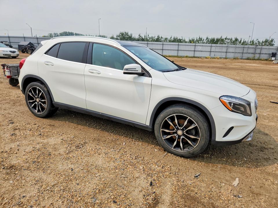 61802006 :رقم المزاد ، WDCTG4GB2HJ296937 vin ، 2017 Mercedes-benz Gla مزاد بيع