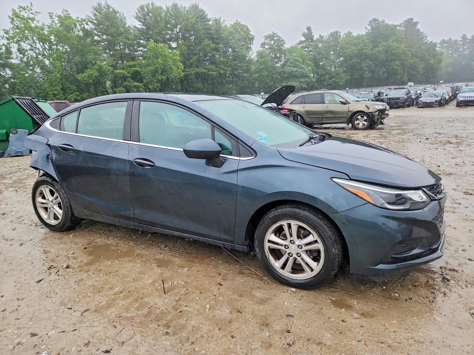 2018 Chevrolet Cruze მანქანა იყიდება აუქციონზე, vin: 1G1BE5SM5J7141395, აუქციონის ნომერი: 60201136