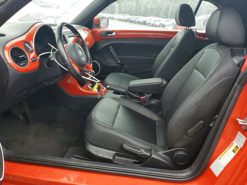 Продаж на аукціоні авто 2018 Volkswagen Beetle, vin: 3VW5DAAT6JM502368, номер лоту: 63292826