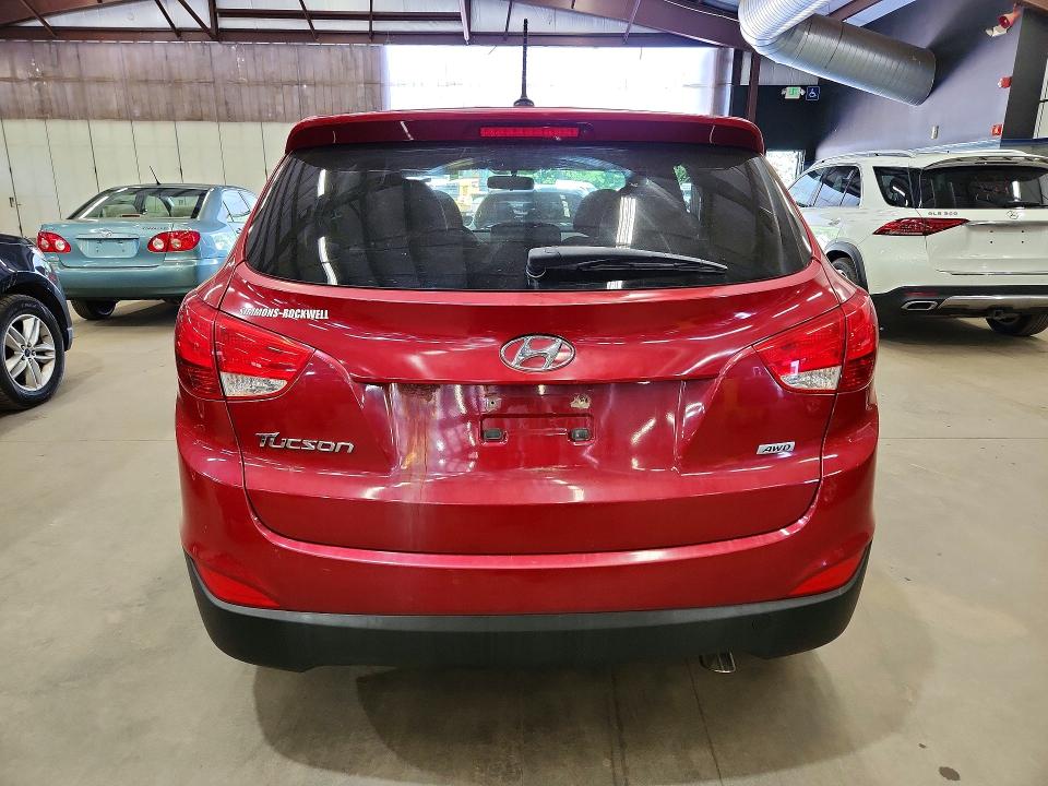 2015 Hyundai Tucson მანქანა იყიდება აუქციონზე, vin: KM8JTCAF7FU965001, აუქციონის ნომერი: 62815746
