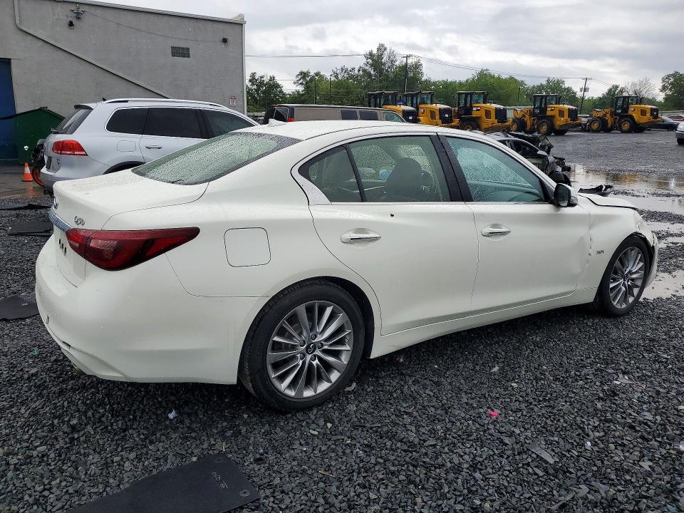60033386 :رقم المزاد ، JN1EV7AR1KM558418 vin ، 2019 Infiniti Q50 مزاد بيع