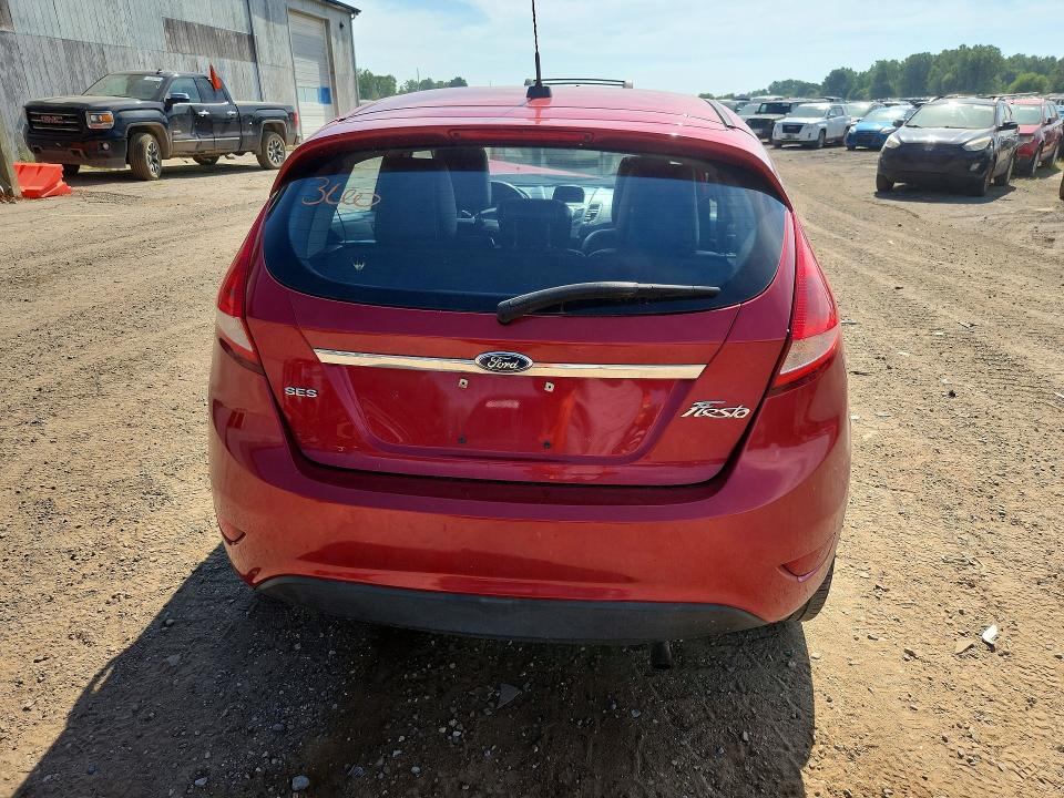 2011 Ford Fiesta მანქანა იყიდება აუქციონზე, vin: 3FADP4FJ1BM171396, აუქციონის ნომერი: 60790606