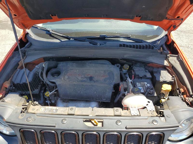 2017 Jeep Renegade მანქანა იყიდება აუქციონზე, vin: ZACCJABB9HPF64153, აუქციონის ნომერი: 61638146