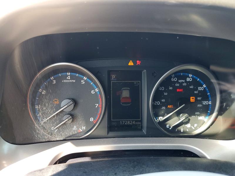 Aukcja sprzedaży 2018 Toyota Rav4, vin: JTMRFREV7JJ243797, numer aukcji: 61169656