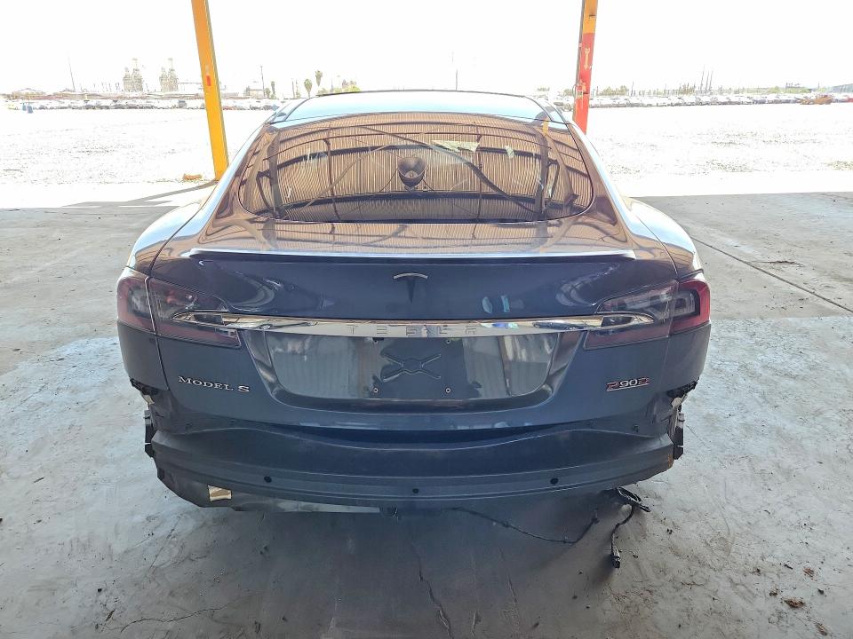 Продажа на аукционе авто 2016 Tesla Model S, vin: 5YJSA1E49GF143399, номер лота: 63242736