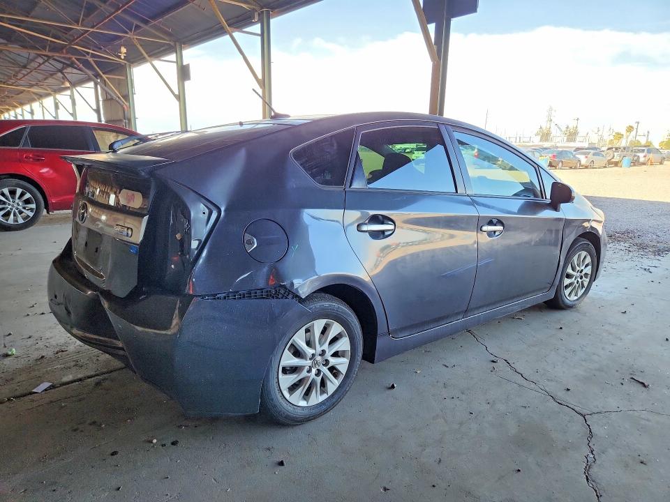 60940756 :رقم المزاد ، JTDKN3DP5D3041277 vin ، 2013 Toyota Prius Plug-in Hybrid مزاد بيع