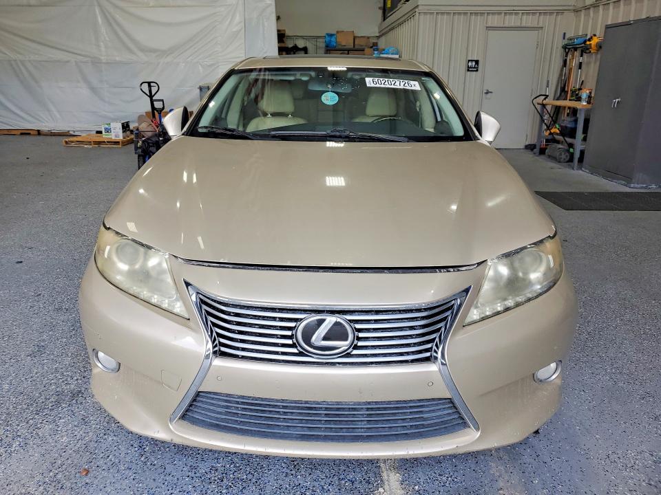 60202726 :رقم المزاد ، JTHBK1GG3D2075215 vin ، 2013 Lexus Es مزاد بيع