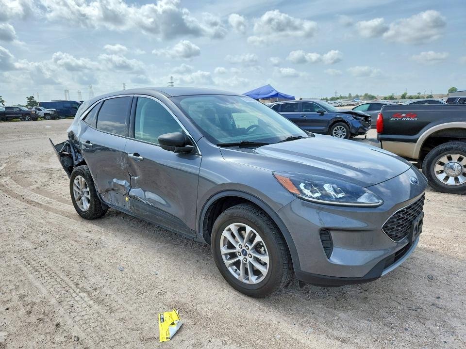 61564836 :رقم المزاد ، 1FMCU9G68NUB96989 vin ، 2022 Ford Escape مزاد بيع