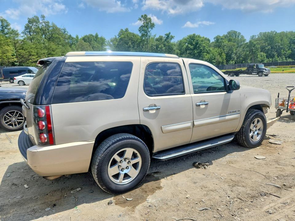 59369636 :رقم المزاد ، 1GKFK638X7J325420 vin ، 2007 Gmc Yukon مزاد بيع