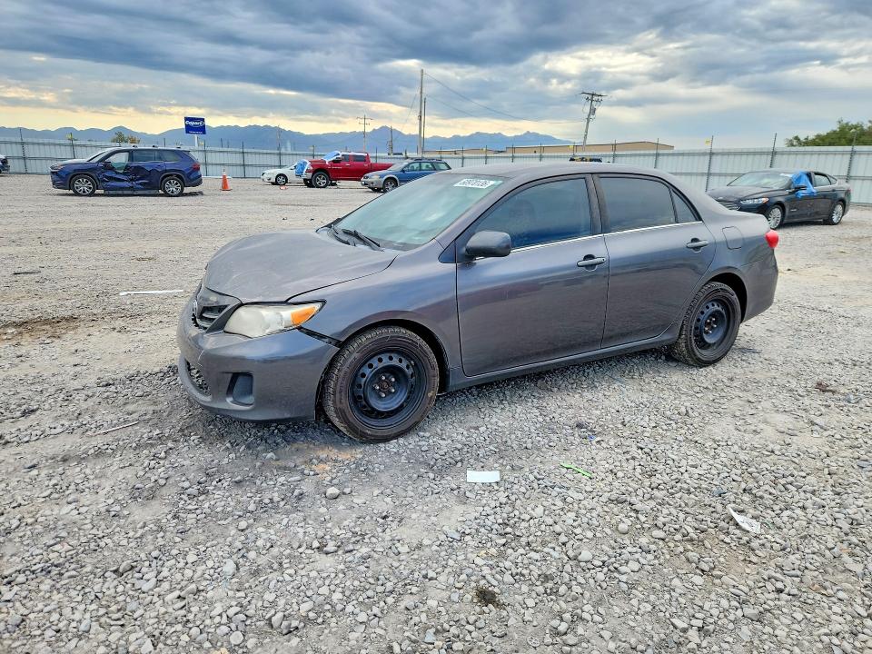 60970136 :رقم المزاد ، 5YFBU4EE8DP201259 vin ، 2013 Toyota Corolla مزاد بيع