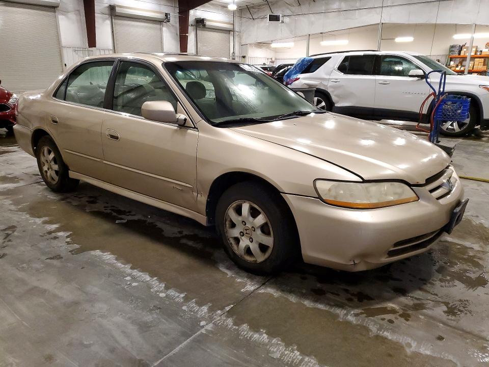 2001 Honda Accord მანქანა იყიდება აუქციონზე, vin: 1HGCG56671A038713, აუქციონის ნომერი: 63178976