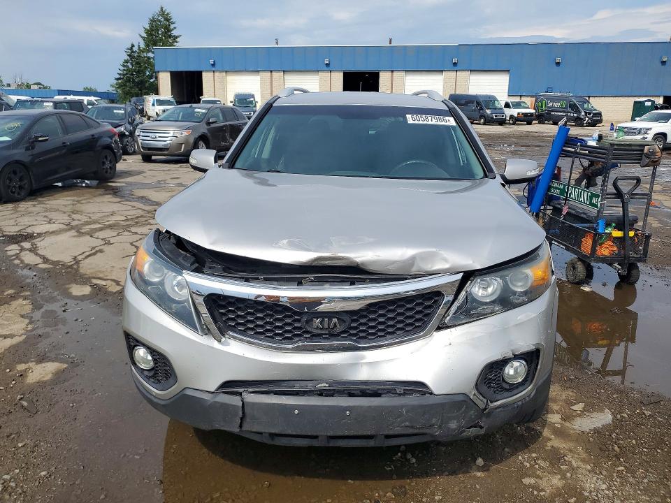 2013 Kia Sorento მანქანა იყიდება აუქციონზე, vin: 5XYKT4A62DG391095, აუქციონის ნომერი: 60587986