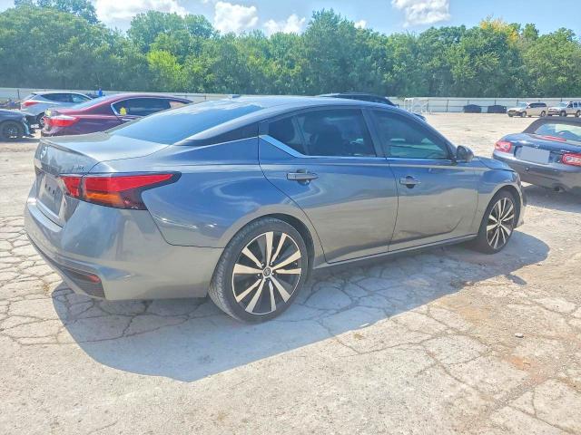 60065896 :رقم المزاد ، 1N4BL4CV8NN305258 vin ، 2022 Nissan Altima مزاد بيع