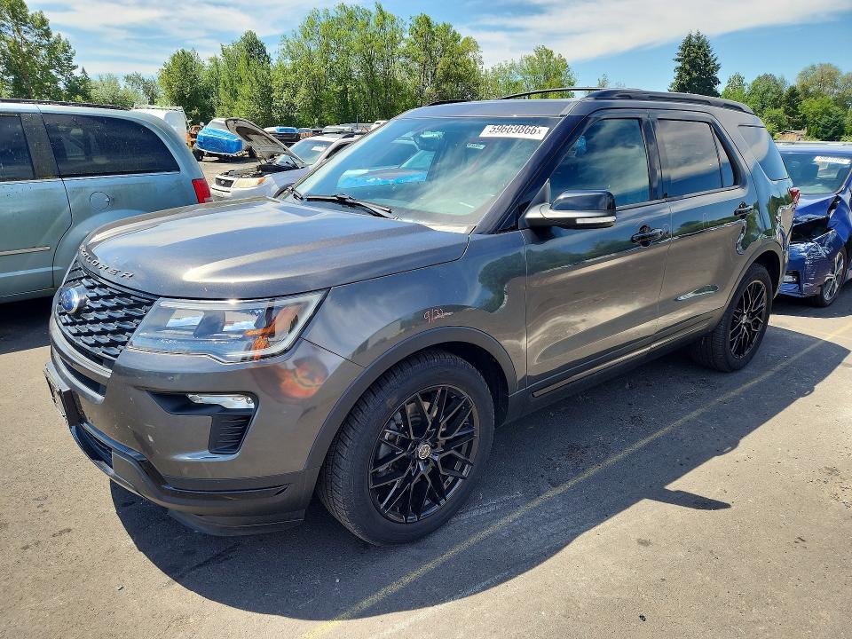 59669866 :رقم المزاد ، 1FM5K8GT9JGC14875 vin ، 2018 Ford Explorer مزاد بيع