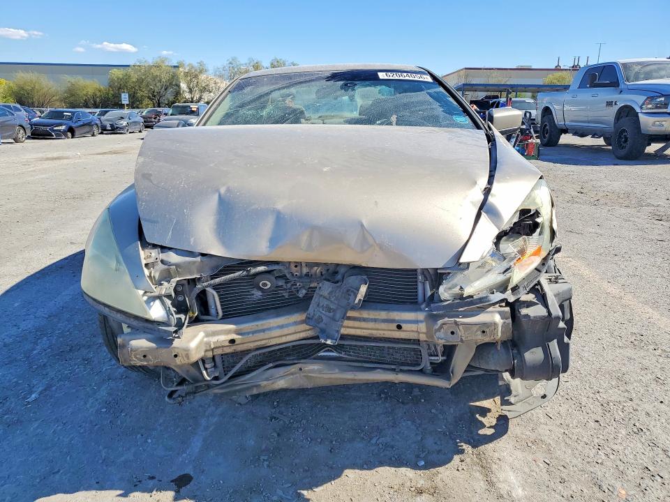 2003 Honda Accord მანქანა იყიდება აუქციონზე, vin: 1HGCM822X3A018486, აუქციონის ნომერი: 62064056