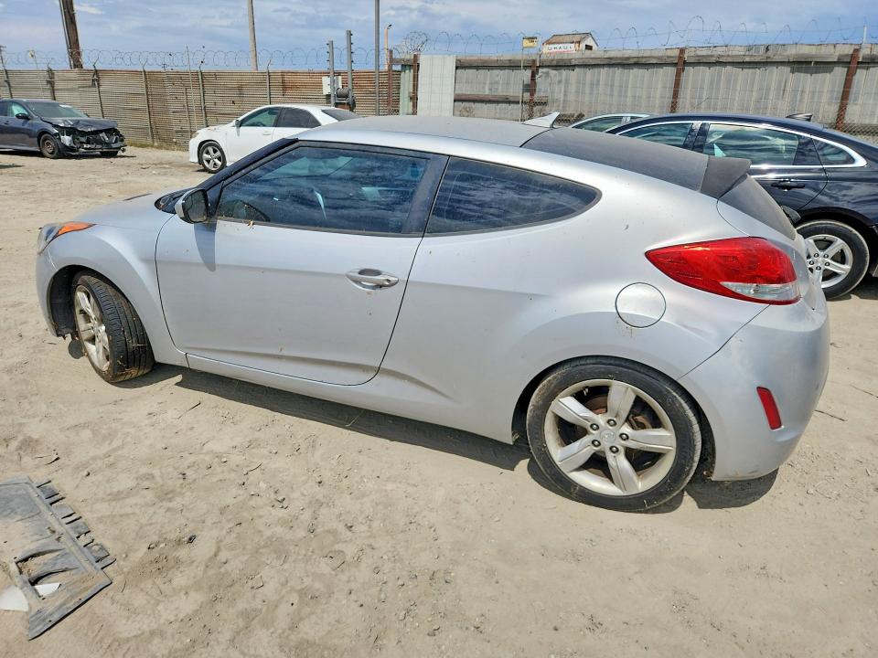 2015 Hyundai Veloster მანქანა იყიდება აუქციონზე, vin: KMHTC6AD3FU239306, აუქციონის ნომერი: 61662996