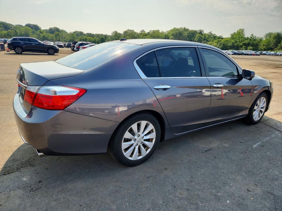 Продажа на аукционе авто 2015 Honda Accord, vin: 1HGCR2F8XFA136961, номер лота: 62786506