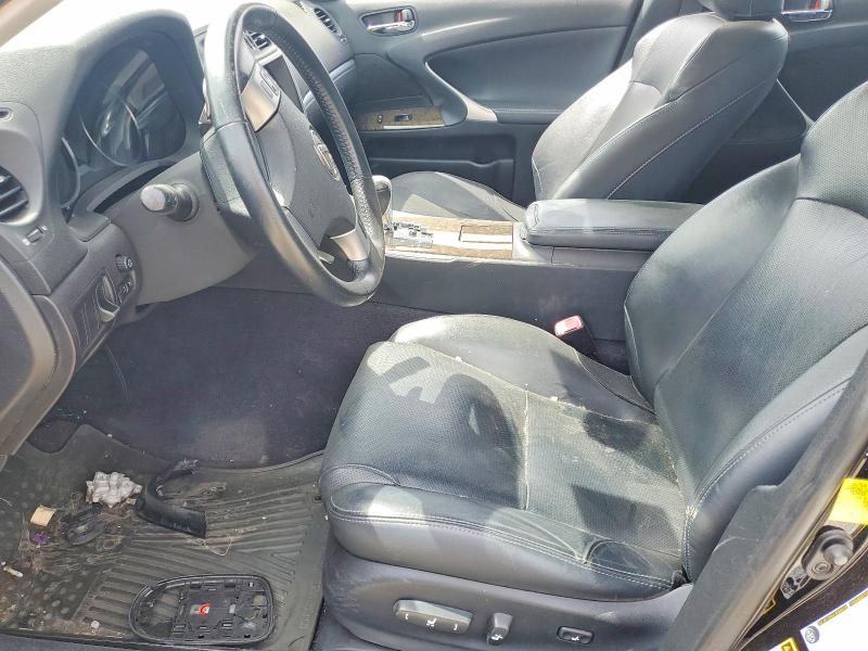 58756736 :رقم المزاد ، JTHCF5C27B5052476 vin ، 2011 Lexus Is مزاد بيع