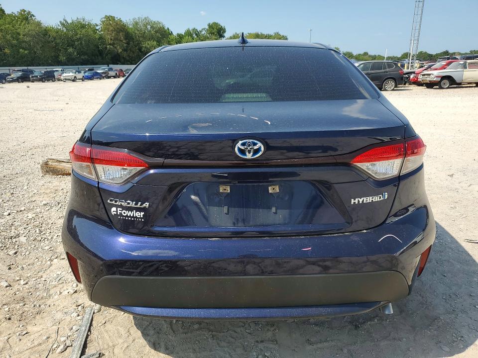 61470046 :رقم المزاد ، JTDEAMDE0NJ040404 vin ، 2022 Toyota Corolla مزاد بيع