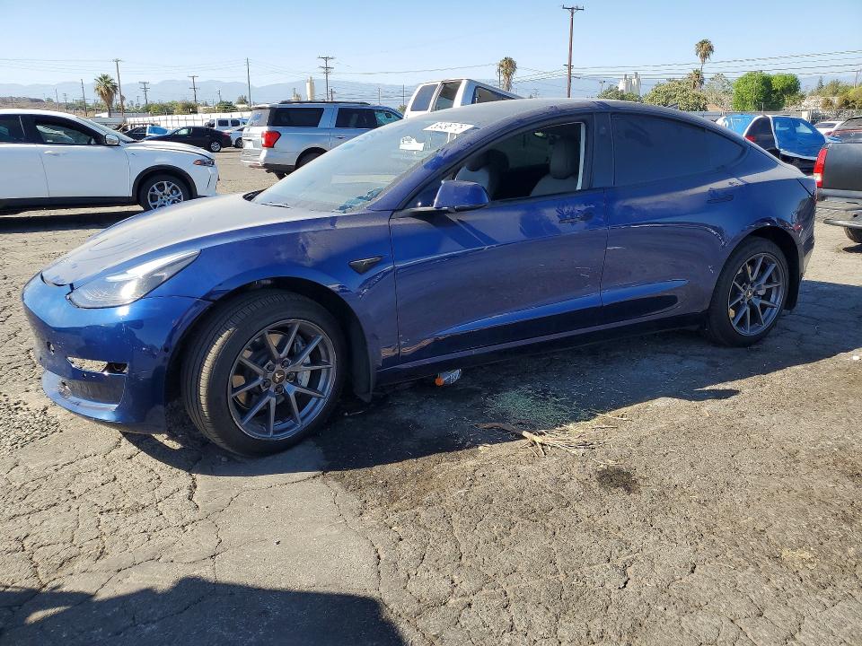 Auction sale of the 2022 Tesla Model 3, vin: 5YJ3E1EBXNF221919, lot number: 60496176