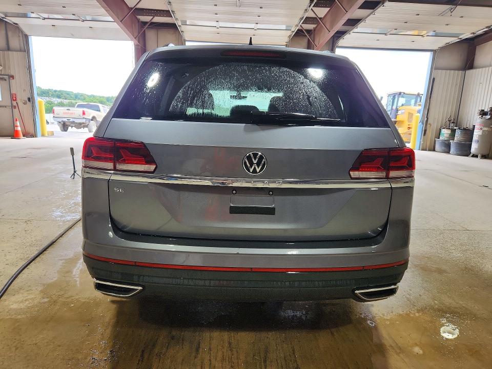 62253626 :رقم المزاد ، 1V2DP2CA3NC527435 vin ، 2022 Volkswagen Atlas مزاد بيع