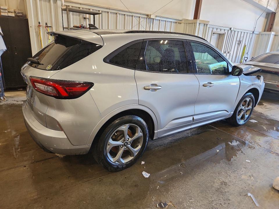 60838336 :رقم المزاد ، 1FMCU9MN1PUA09610 vin ، 2023 Ford Escape مزاد بيع