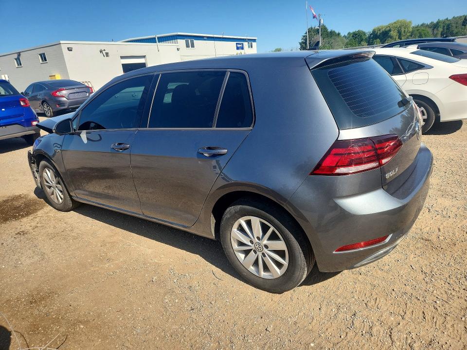 62057126 :رقم المزاد ، 3VWB17AU4JM289413 vin ، 2018 Volkswagen Golf مزاد بيع
