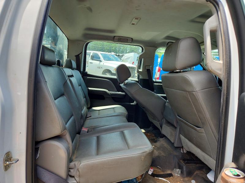 85614315 :رقم المزاد ، 1GD42VCY2JF158795 vin ، 2018 Gmc Sierra مزاد بيع