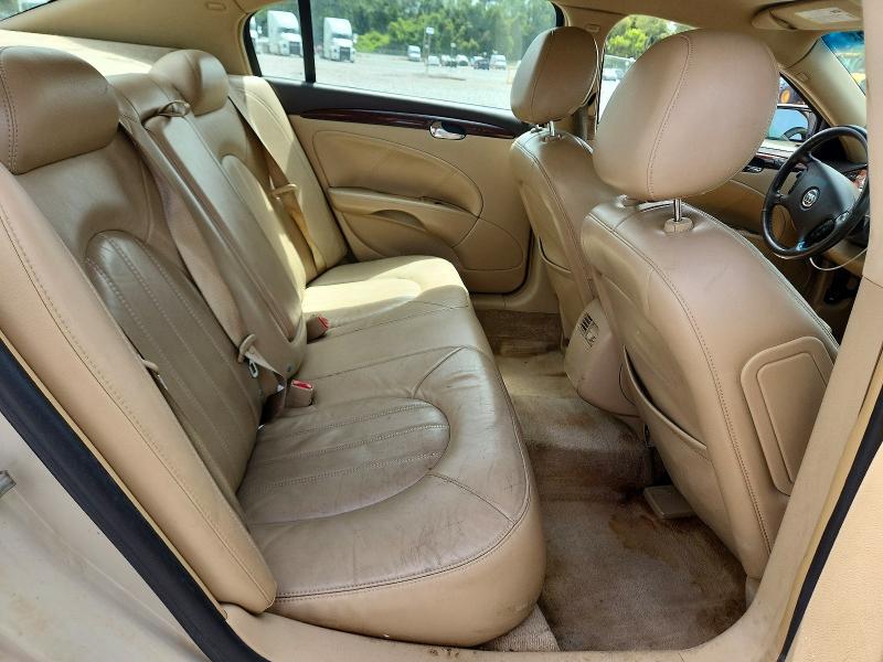60820246 :رقم المزاد ، 1G4HC5EM6BU130293 vin ، 2011 Buick Lucerne مزاد بيع