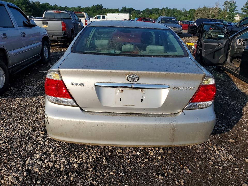 2005 Toyota Camry მანქანა იყიდება აუქციონზე, vin: 4T1BE32K25U538754, აუქციონის ნომერი: 63007736