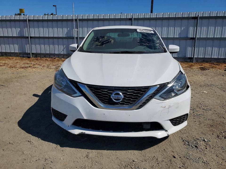 Продажа на аукционе авто 2018 Nissan Sentra, vin: 3N1AB7APXJL653543, номер лота: 60640696