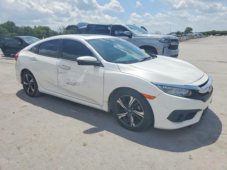 61893776 :رقم المزاد ، 19XFC1F95HE004433 vin ، 2017 Honda Civic مزاد بيع
