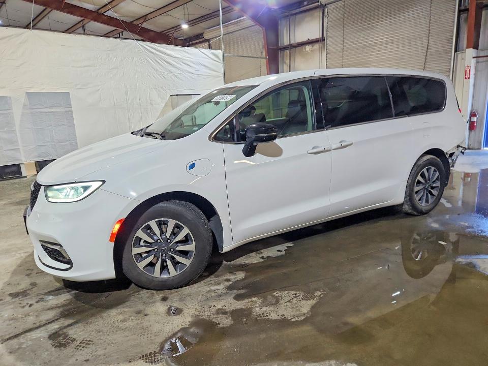 Продажа на аукционе авто 2024 Chrysler Pacifica, vin: 2C4RC1S79RR103886, номер лота: 60375056