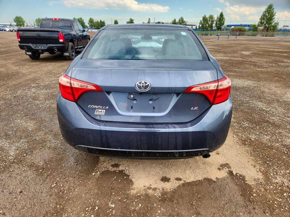 Продажа на аукционе авто 2017 Toyota Corolla, vin: 2T1BURHE2HC888561, номер лота: 59633946