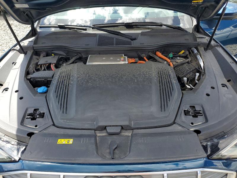 Продажа на аукционе авто 2021 Audi E-tron, vin: WA1VABGE4MB041252, номер лота: 61887926