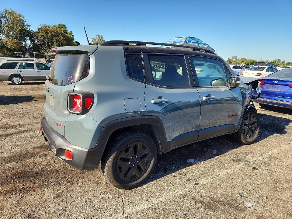 Продажа на аукционе авто 2018 Jeep Renegade, vin: ZACCJBCB4JPJ00355, номер лота: 60845176