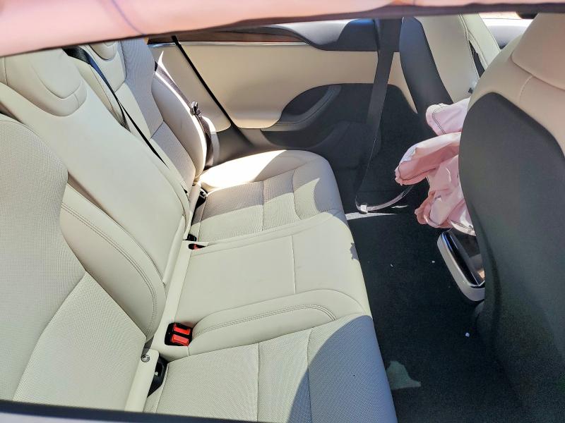 60886516 :رقم المزاد ، 5YJSA1E58SF550843 vin ، 2025 Tesla Model S مزاد بيع