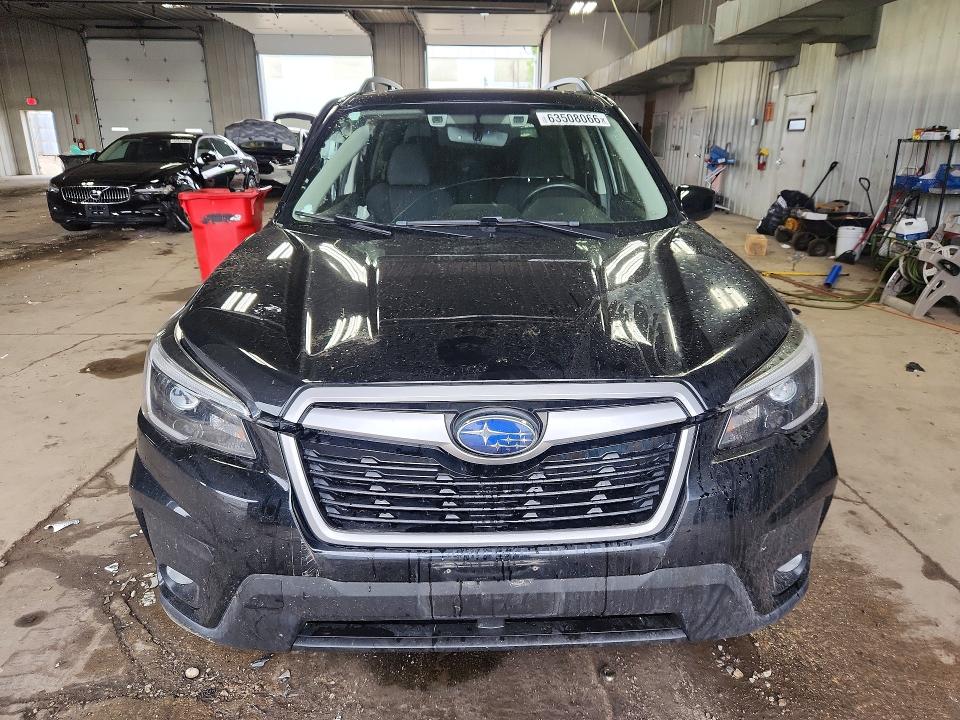 63508066 :رقم المزاد ، JF2SKAFC6MH465191 vin ، 2021 Subaru Forester مزاد بيع