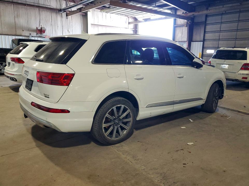 Продажа на аукционе авто 2017 Audi Q7, vin: WA1AAAF77HD015377, номер лота: 59869186