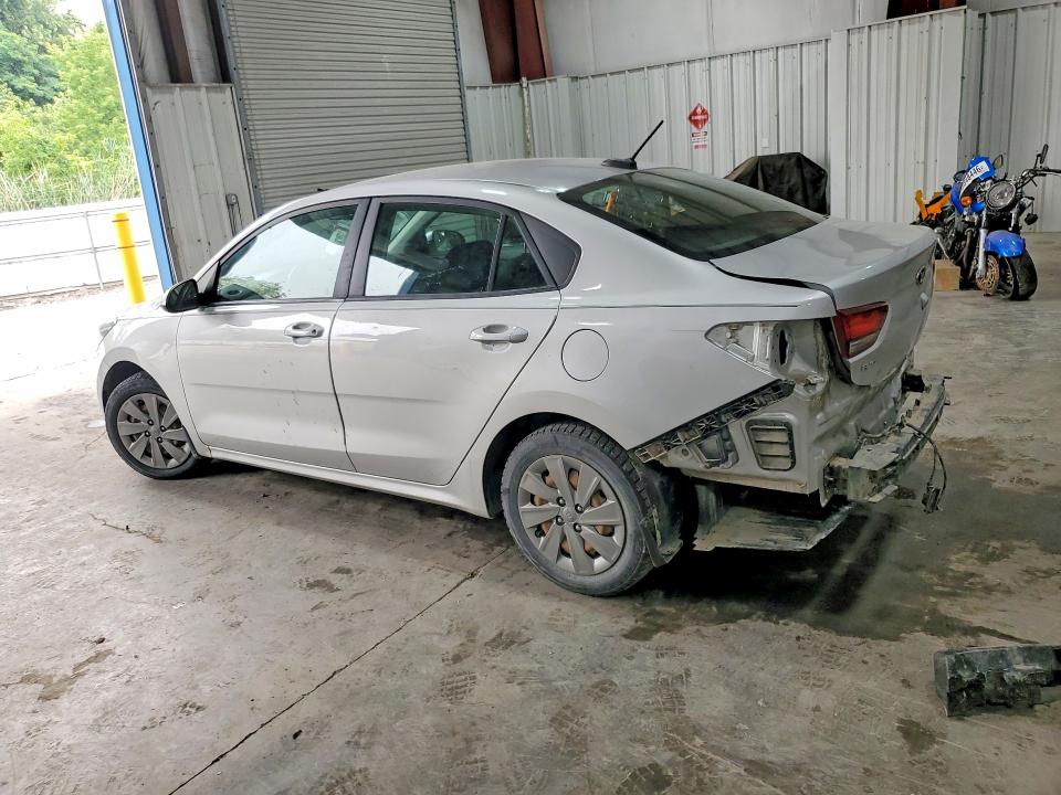 2020 Kia Rio მანქანა იყიდება აუქციონზე, vin: 3KPA24AD4LE330047, აუქციონის ნომერი: 60454156