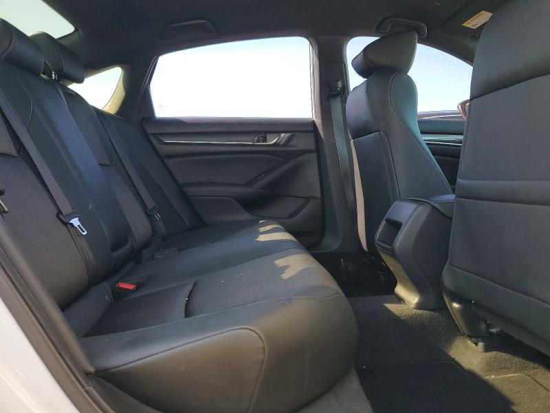 62270656 :رقم المزاد ، 1HGCV1F31KA120362 vin ، 2019 Honda Accord مزاد بيع