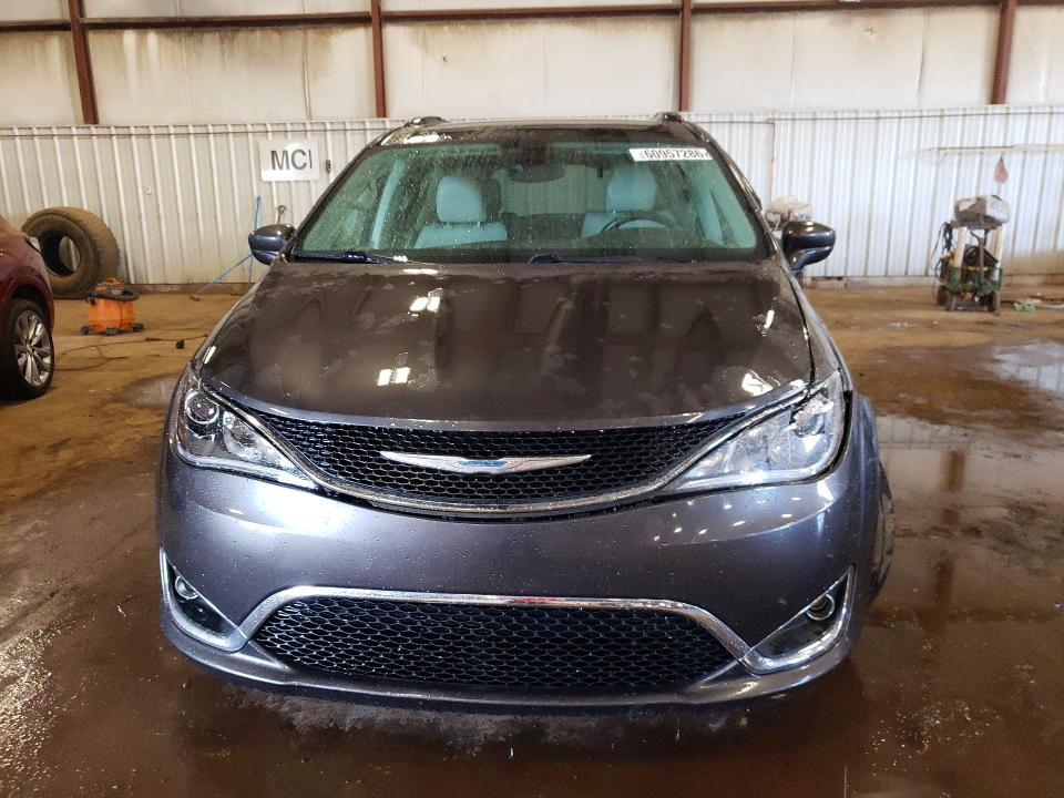 60957286 :رقم المزاد ، 2C4RC1BG7HR704924 vin ، 2017 Chrysler Pacifica مزاد بيع