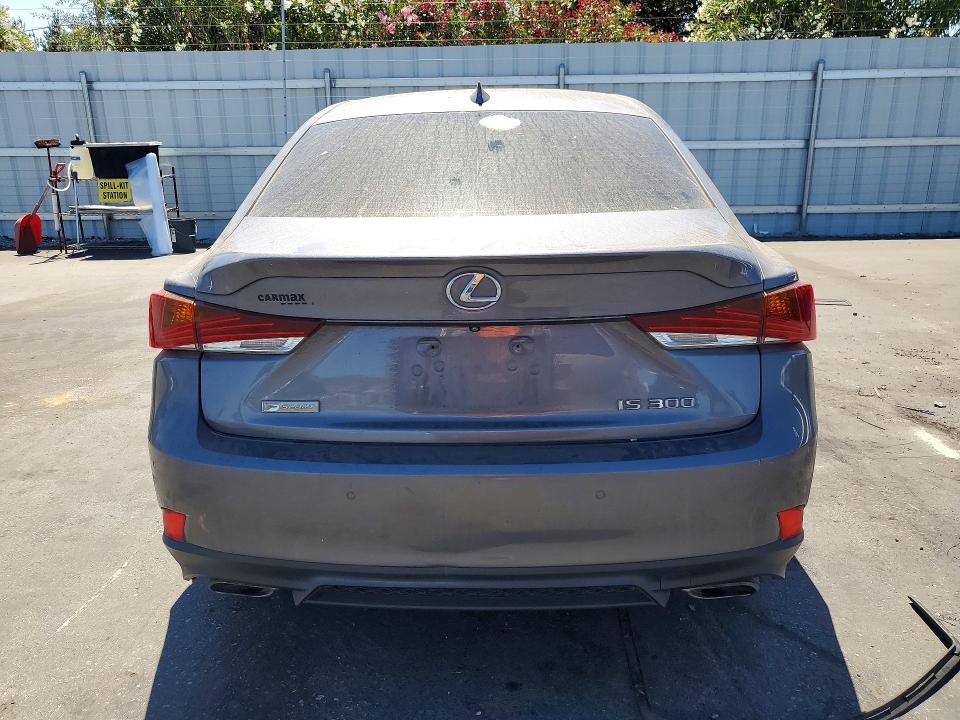 2018 Lexus Is მანქანა იყიდება აუქციონზე, vin: JTHBA1D28J5074017, აუქციონის ნომერი: 62585716